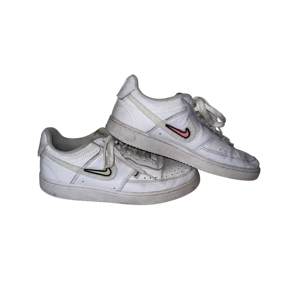 Nike Unisex Wmn's Sz 11 Court Vision Low Valentines Day White Shoes DD2992-100